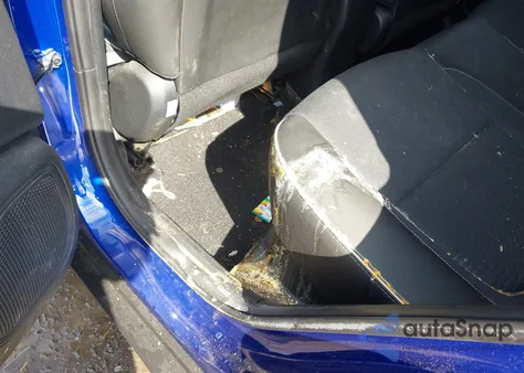 2022 Hyundai Venue Limited из США, поврежденный, VIN KMHRC8A3XNU176961